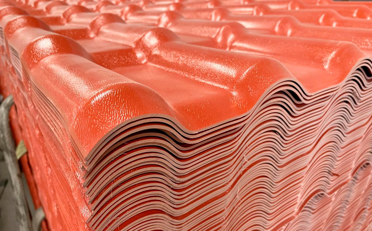 購買合成樹脂瓦時，選擇經營模式為廠家直供，有什么巨大的優(yōu)勢呢