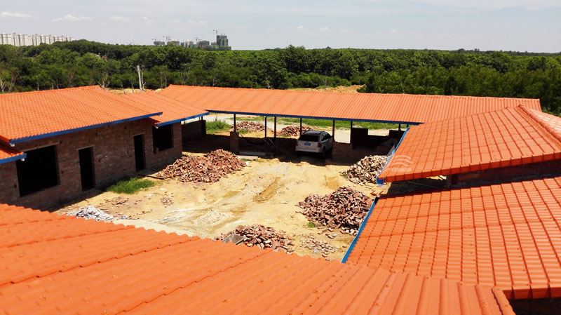 樹脂瓦安裝步驟，正確的安裝過程對于確保樹脂瓦使用壽命是至關(guān)重要