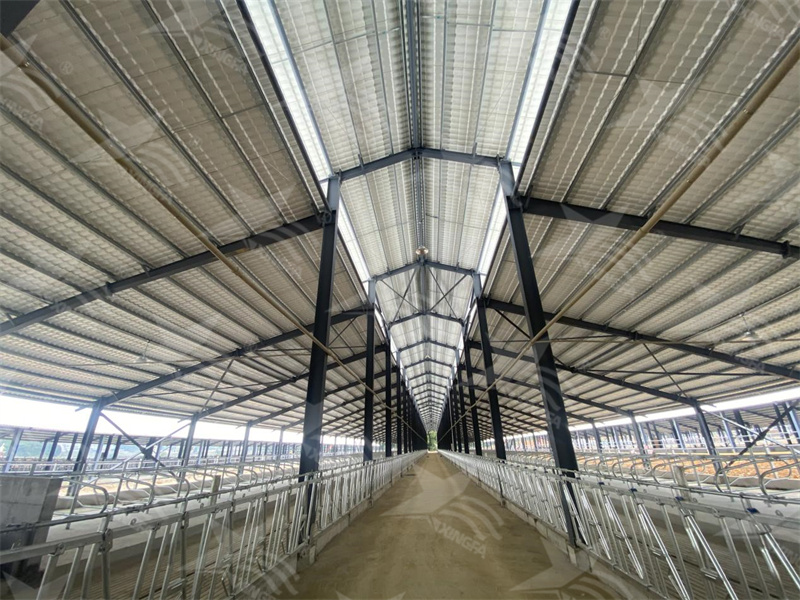 PVC廠房瓦，防腐耐用！化工廠房倉(cāng)庫(kù)屋面瓦的絕佳選擇！